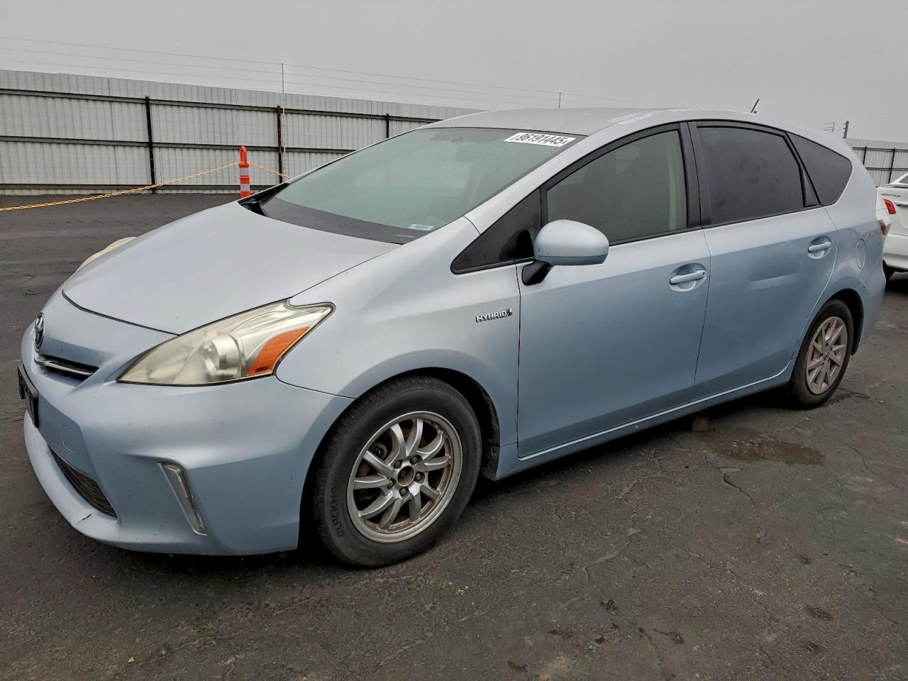 TOYOTA PRIUS V 2013