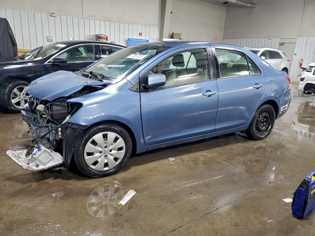 TOYOTA YARIS 2009