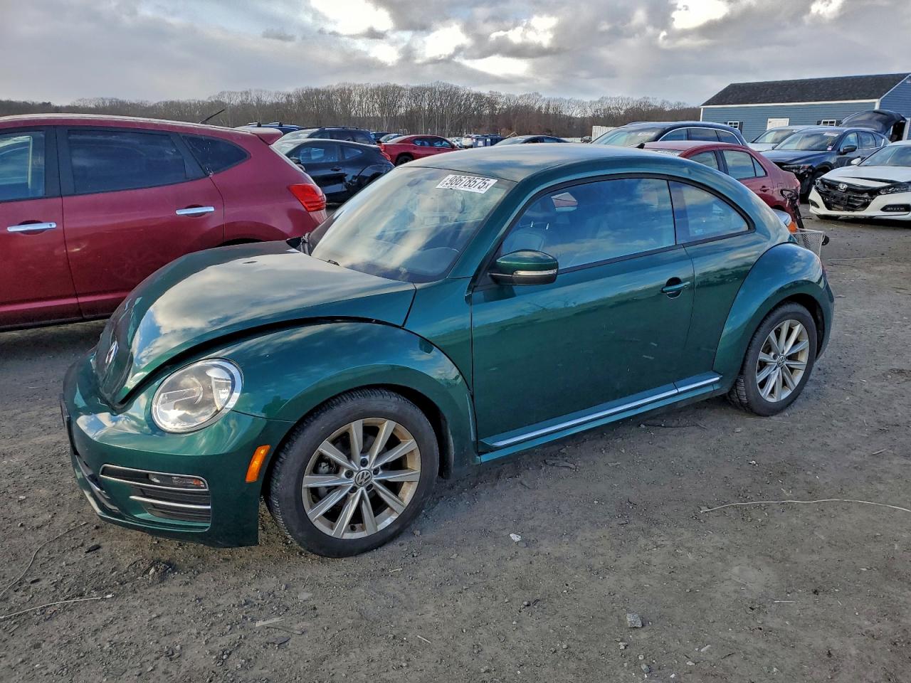 VOLKSWAGEN BEETLE SE 2017