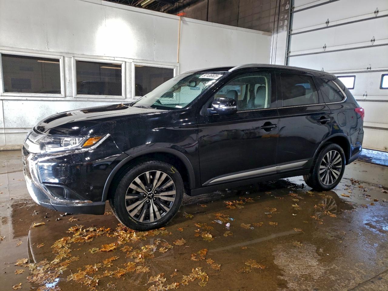 MITSUBISHI OUTLANDER 2020