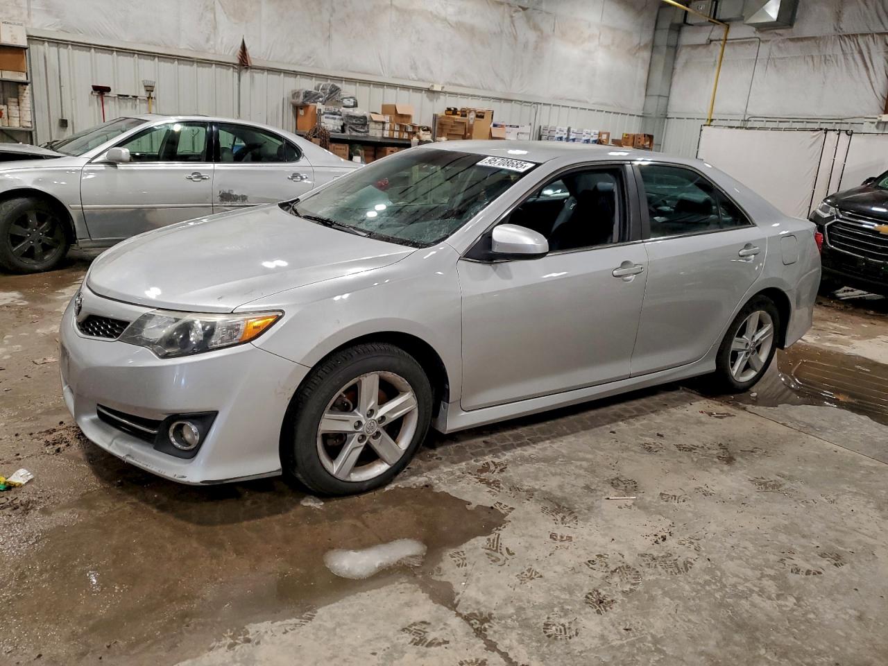 TOYOTA CAMRY L 2014