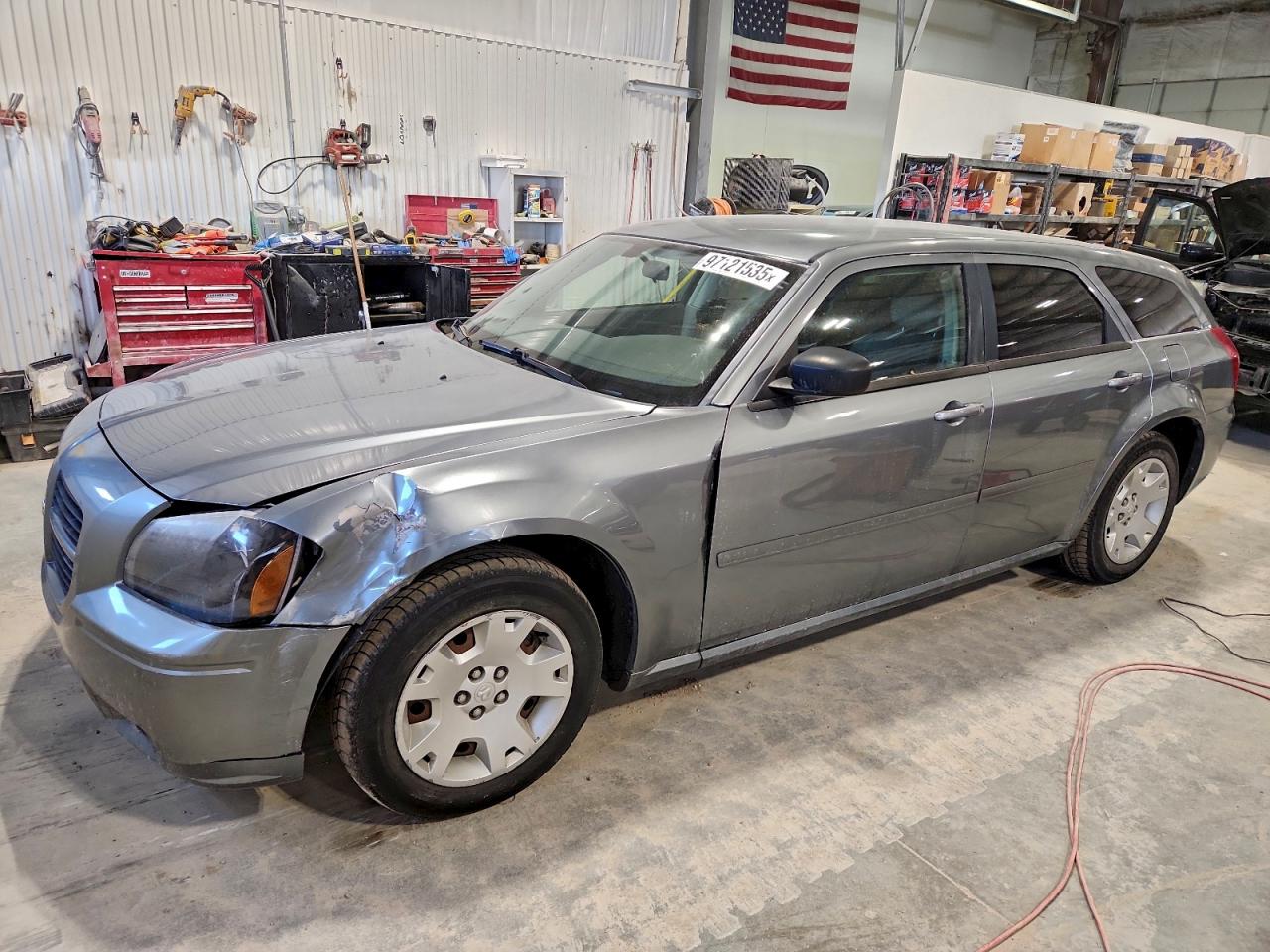 DODGE MAGNUM SE 2006