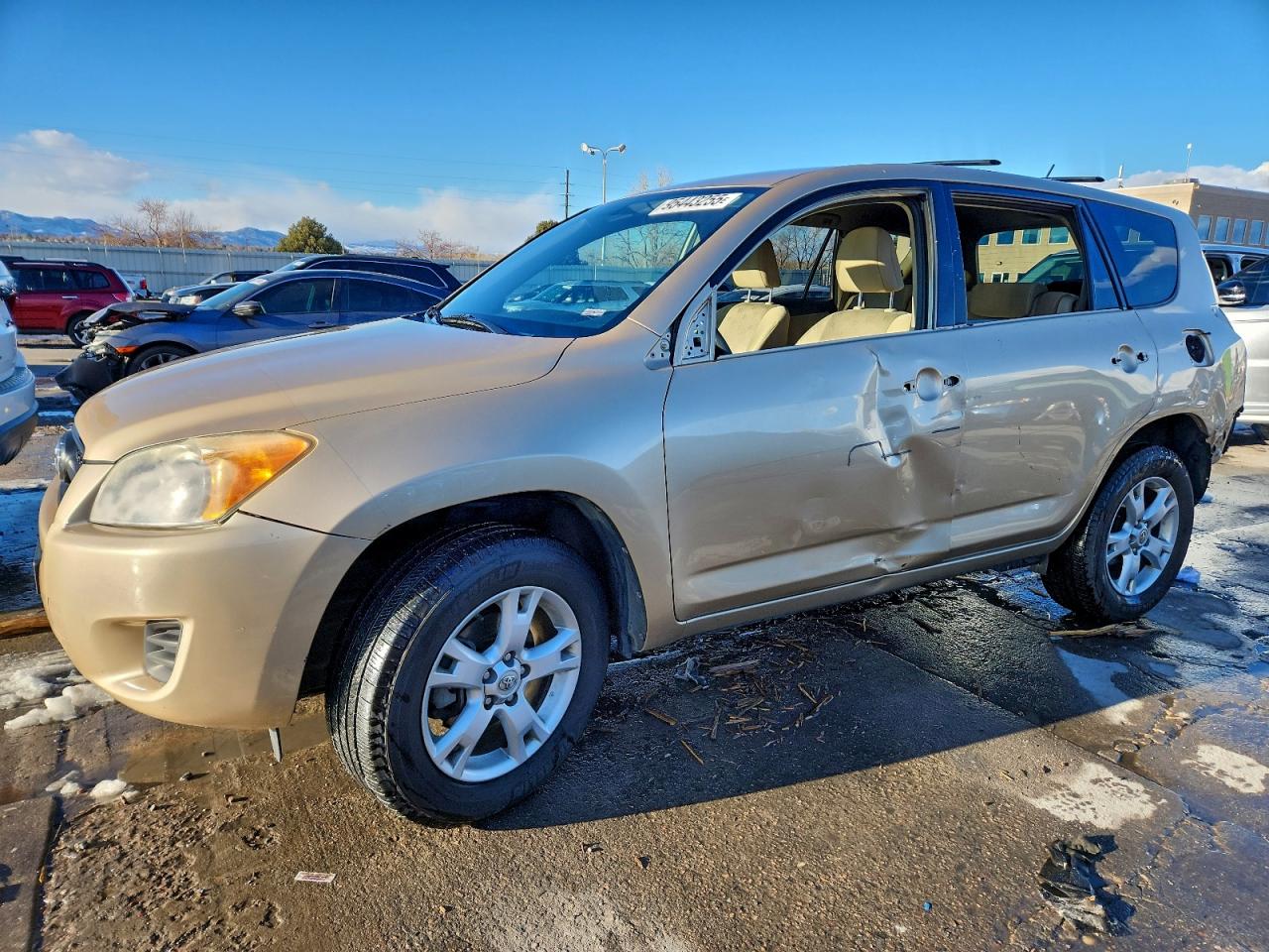 TOYOTA RAV4 2010