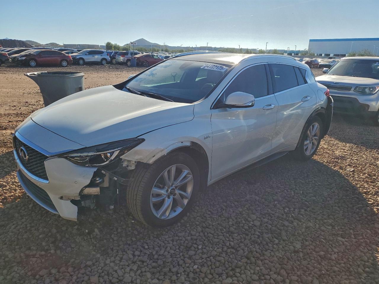 INFINITI QX30 BASE 2018
