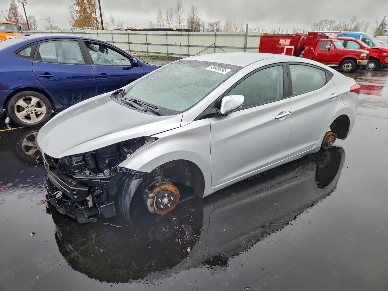 HYUNDAI ELANTRA GL 2013