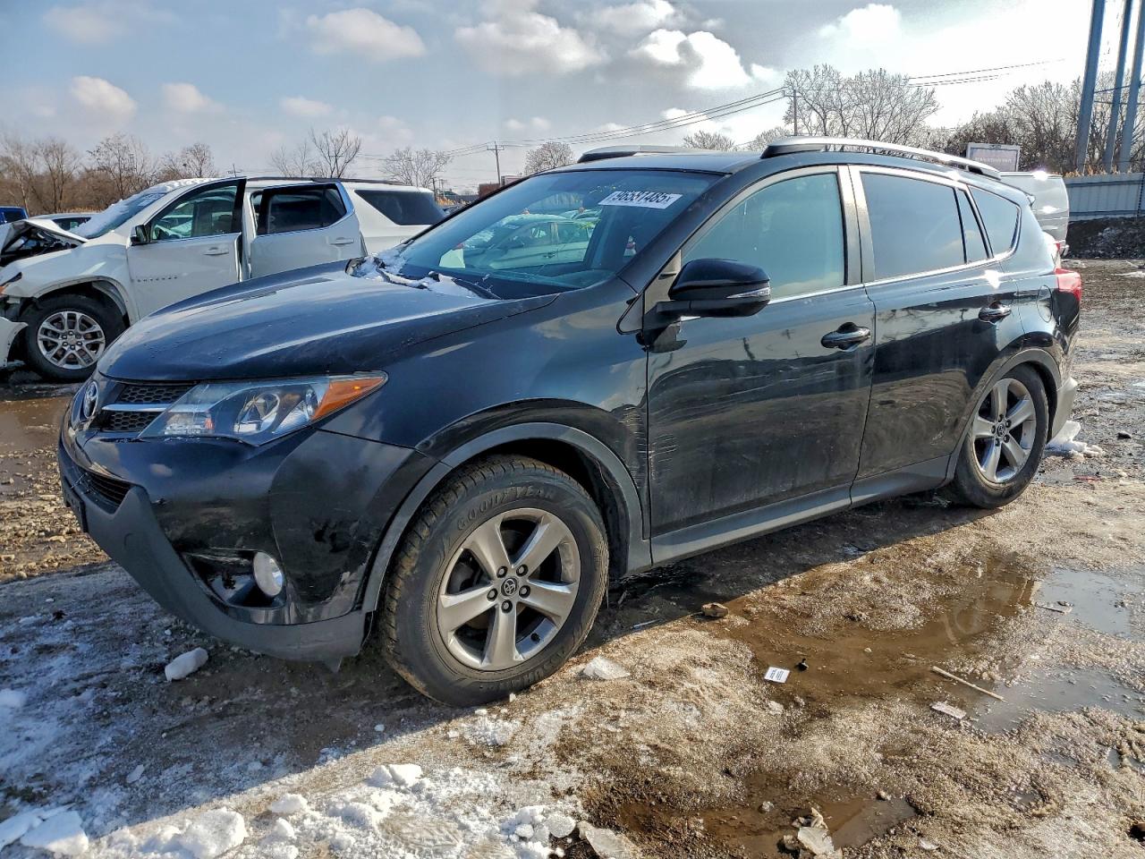TOYOTA RAV4 2015