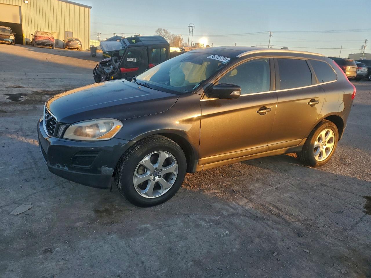 VOLVO XC60 3.2 2011