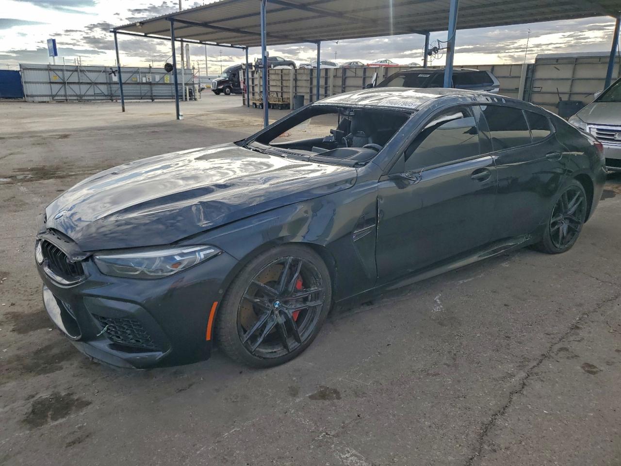 BMW M8 2022
