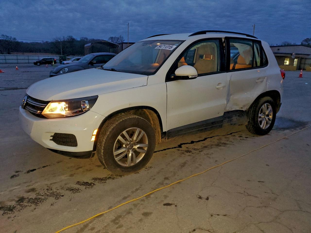 VOLKSWAGEN TIGUAN 2017