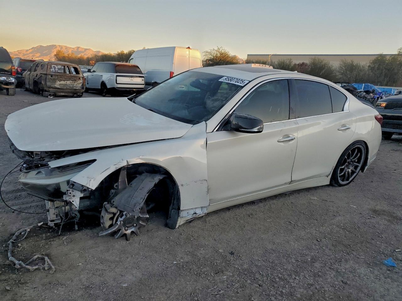 INFINITI Q50 2019
