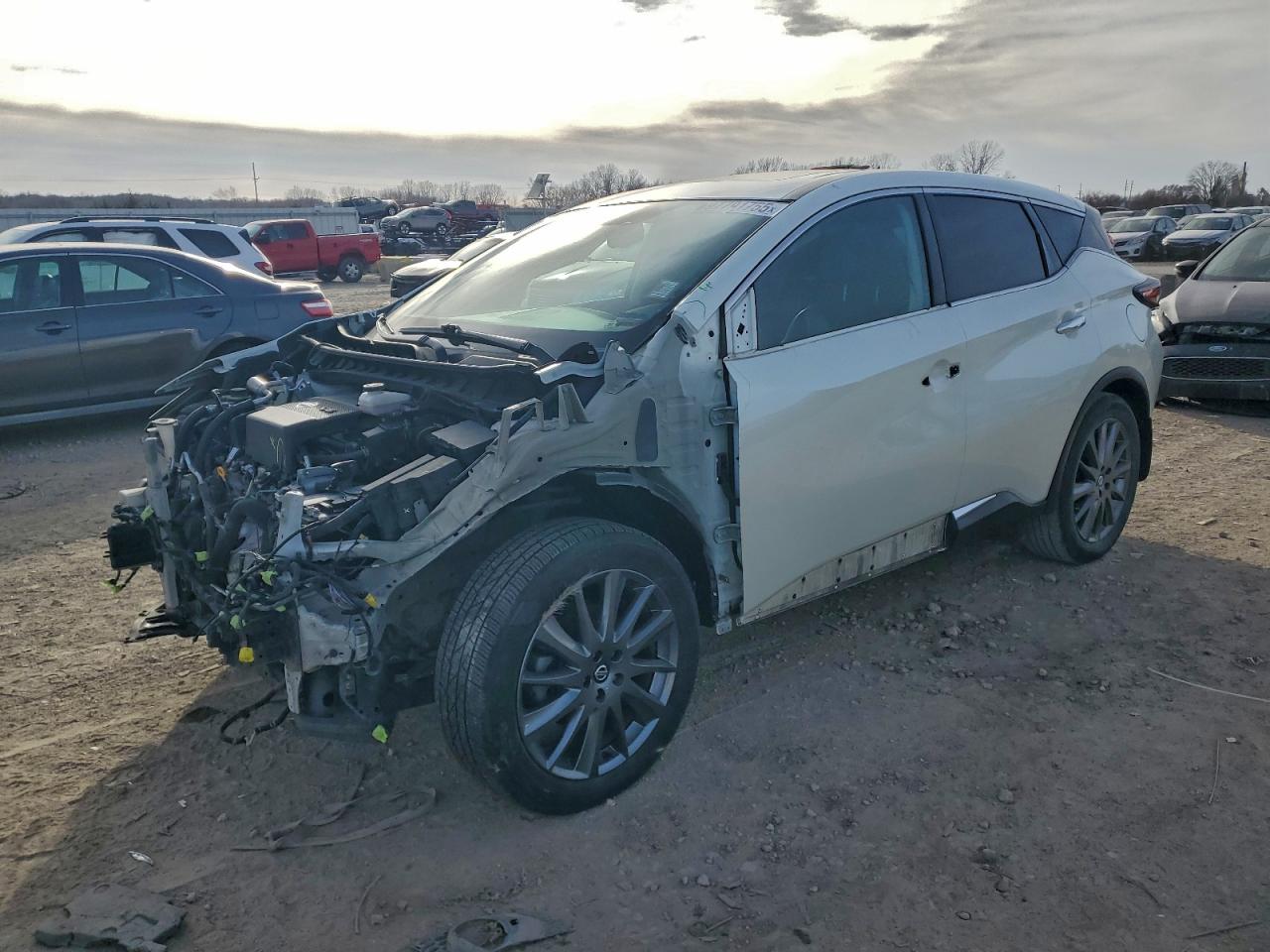 NISSAN MURANO 2021
