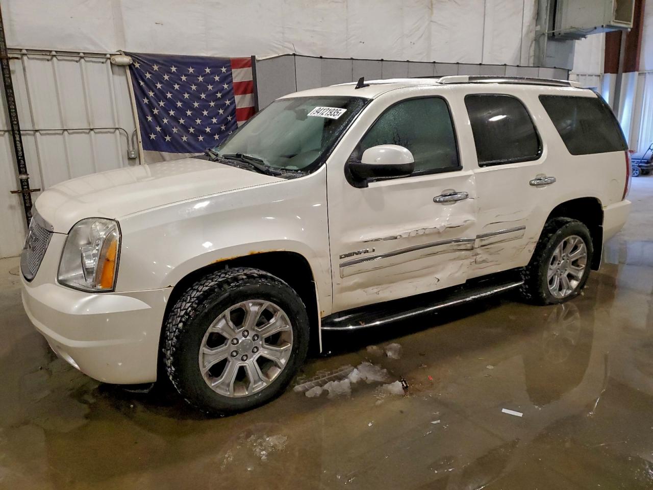 GMC YUKON DENA 2011