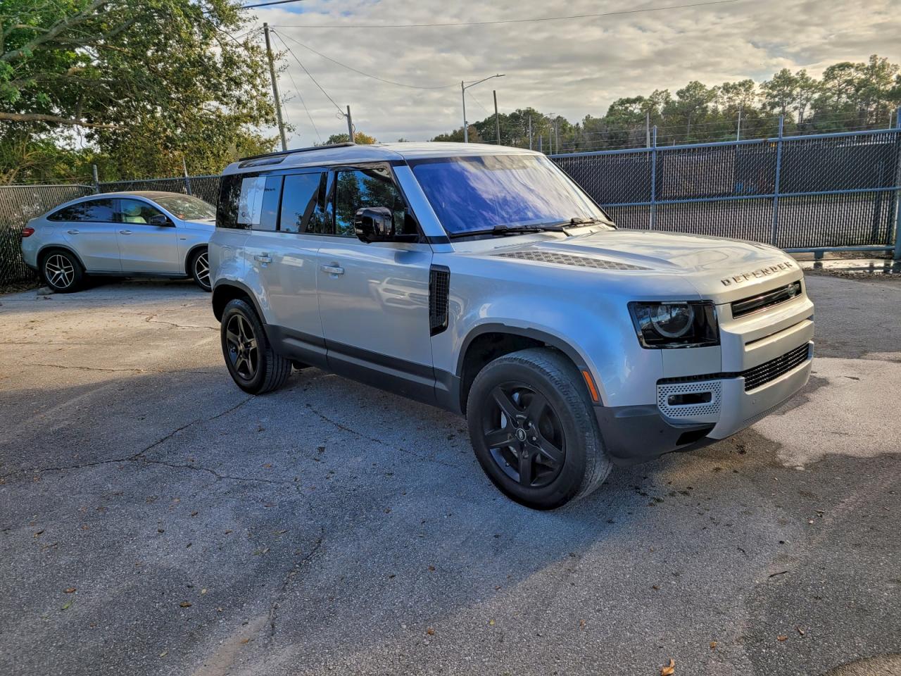 LAND ROVER DEFENDER 1 2021