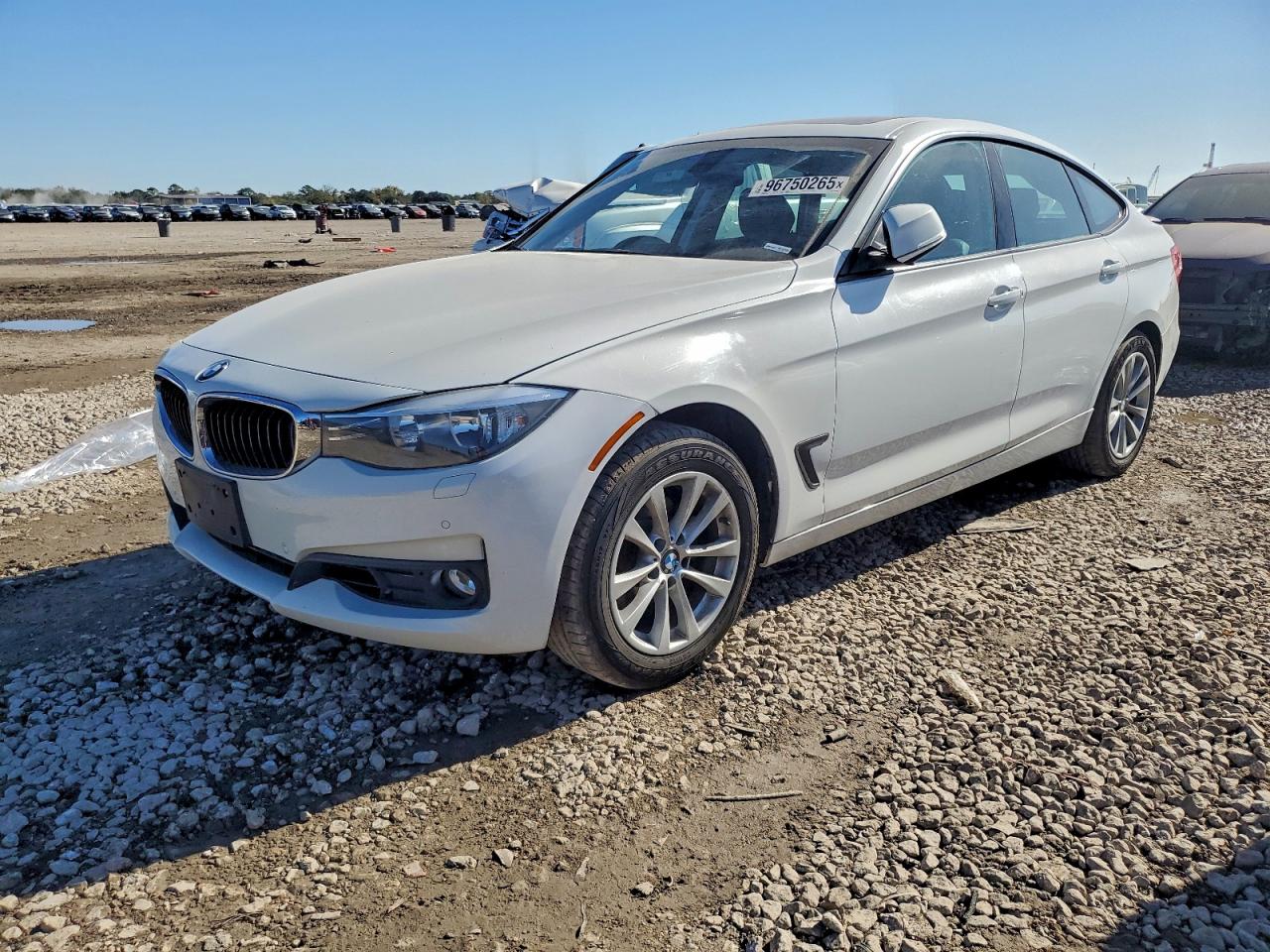 BMW 328 2015
