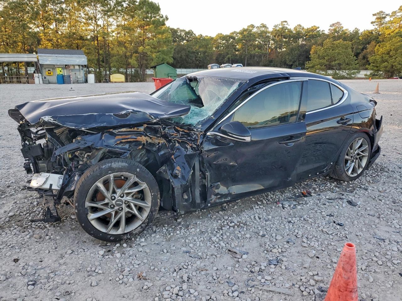 GENESIS G70 BASE 2022