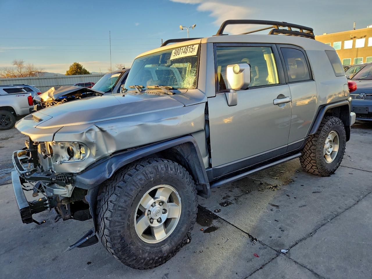 TOYOTA FJ CRUISER 2010