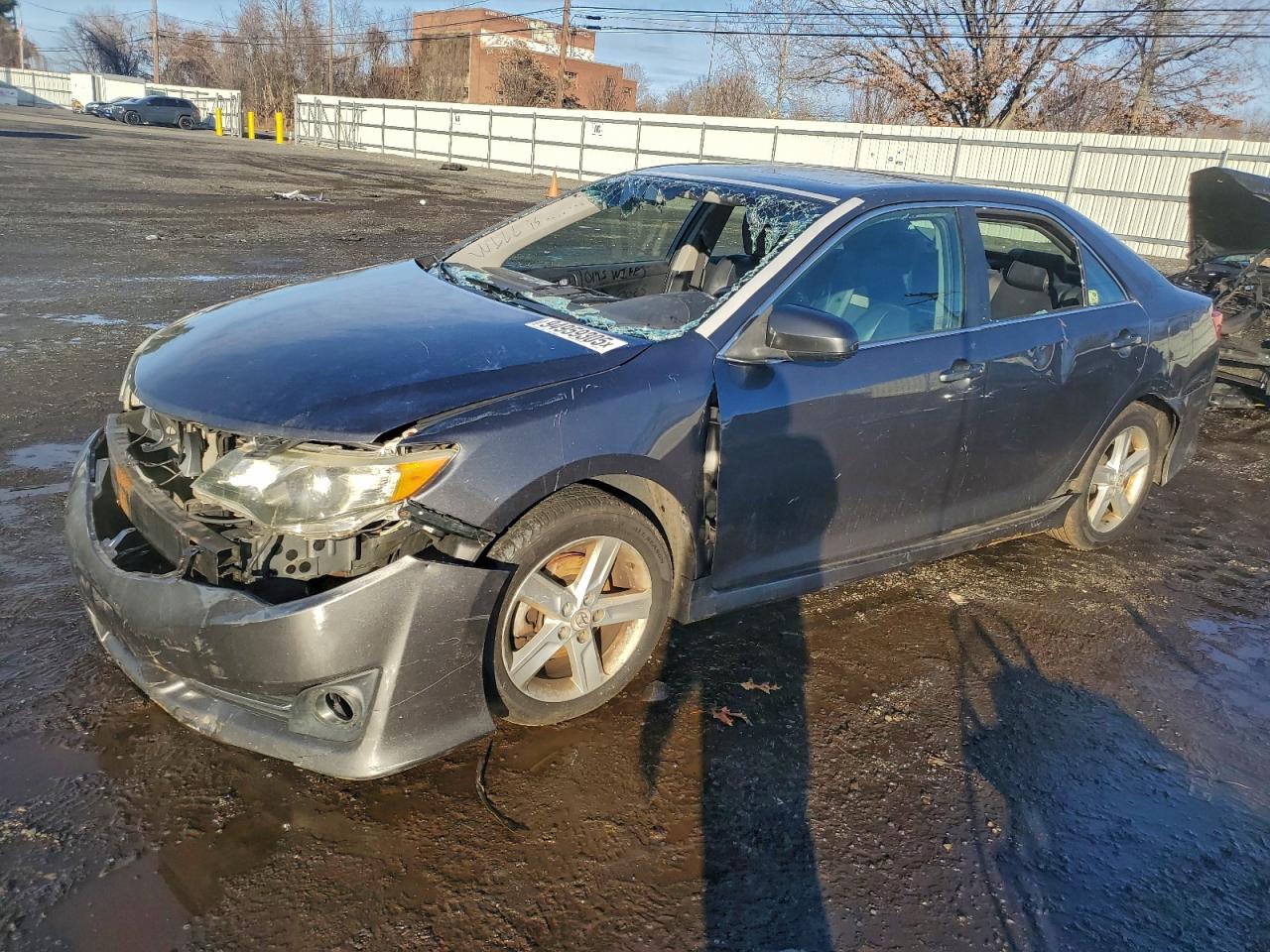 TOYOTA CAMRY BASE 2012