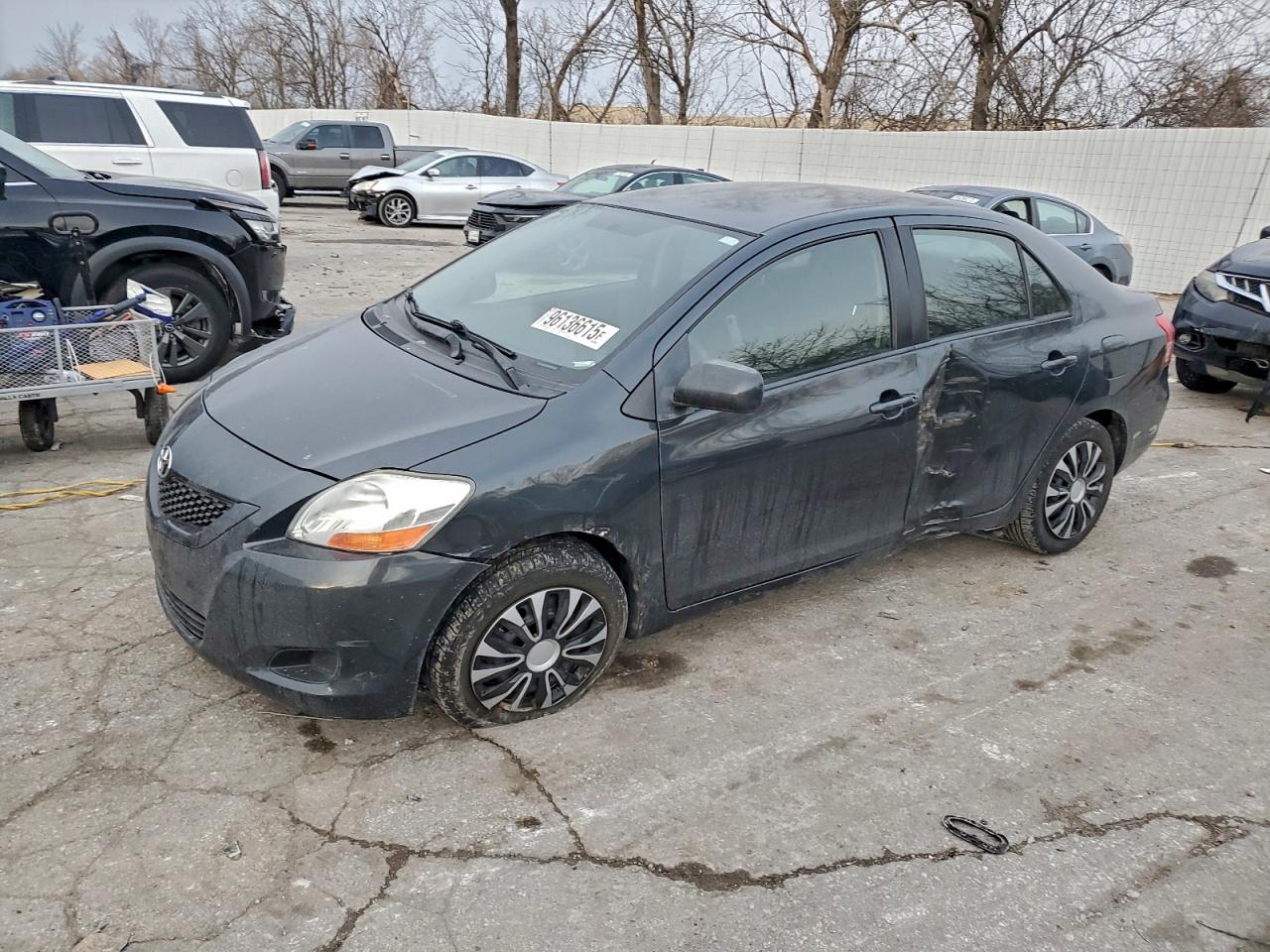 TOYOTA YARIS 2009
