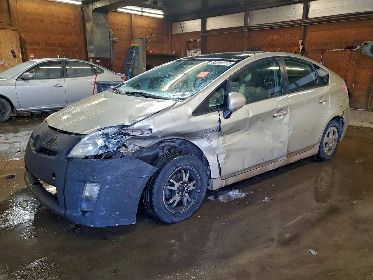 TOYOTA PRIUS 2011