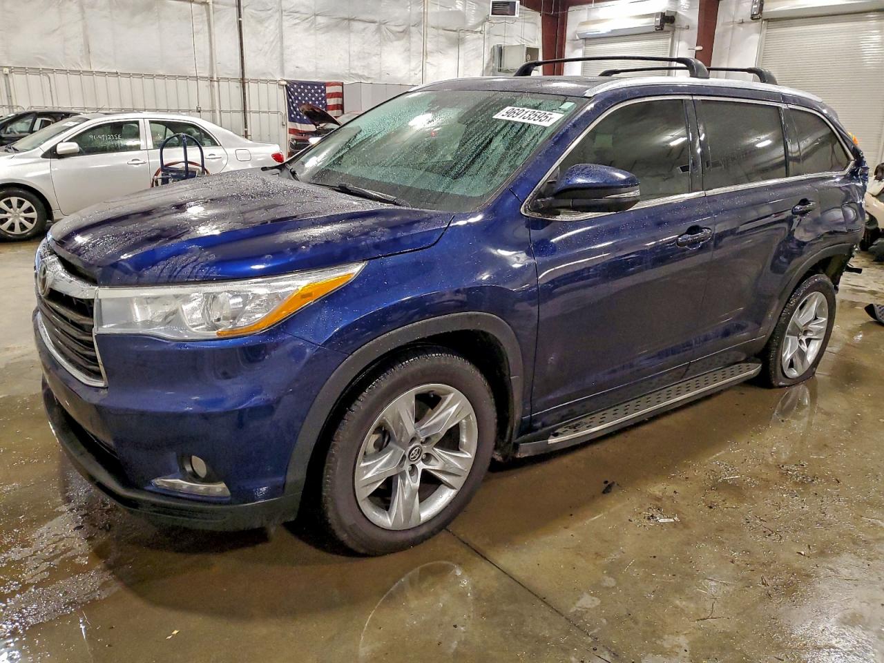TOYOTA HIGHLANDER 2016