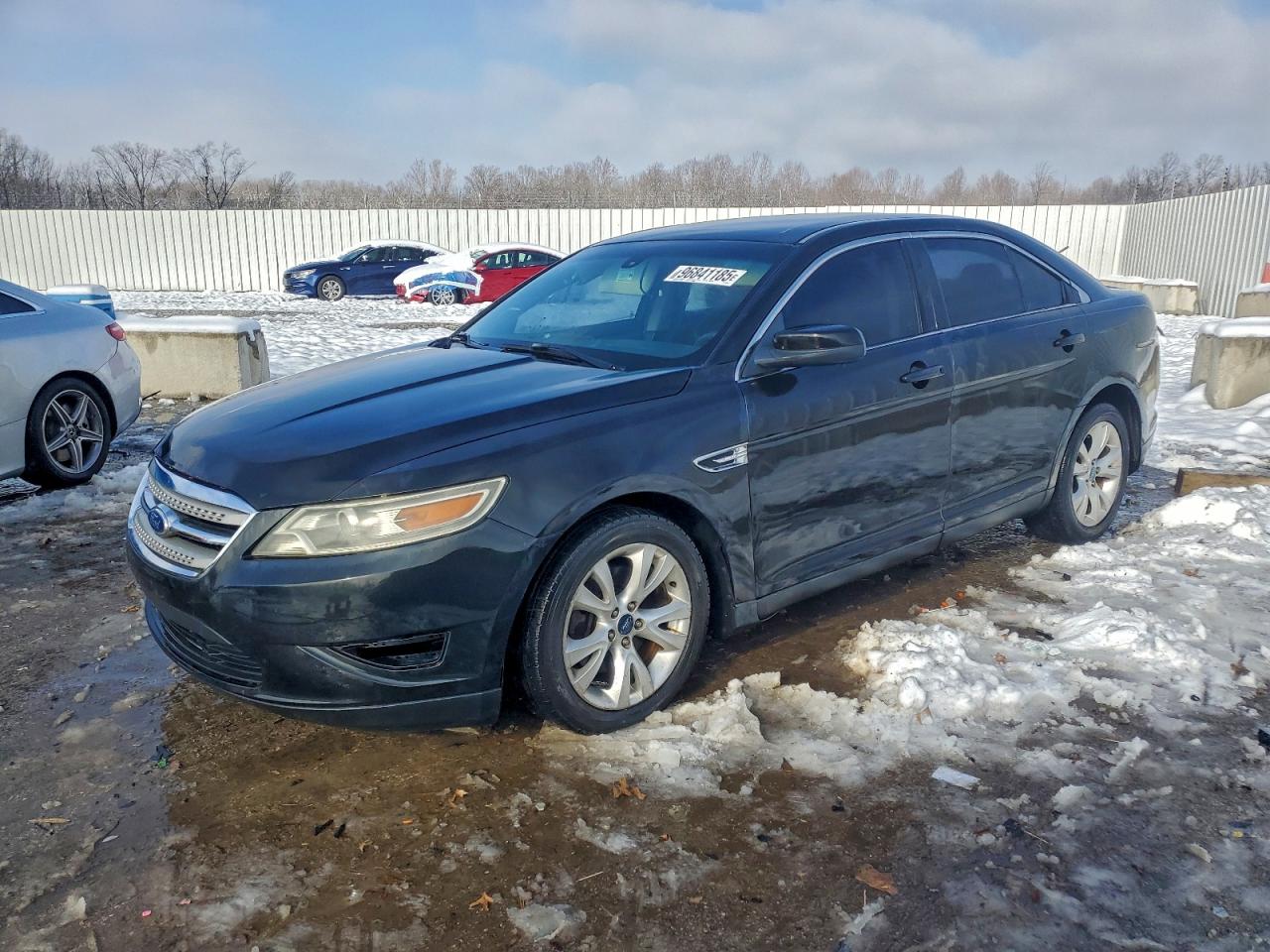 FORD TAURUS 2010
