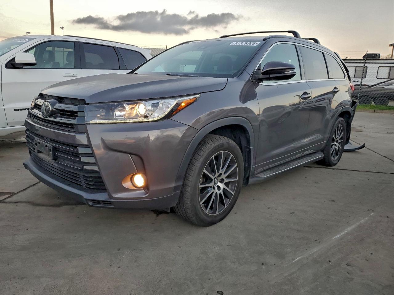 TOYOTA HIGHLANDER 2017