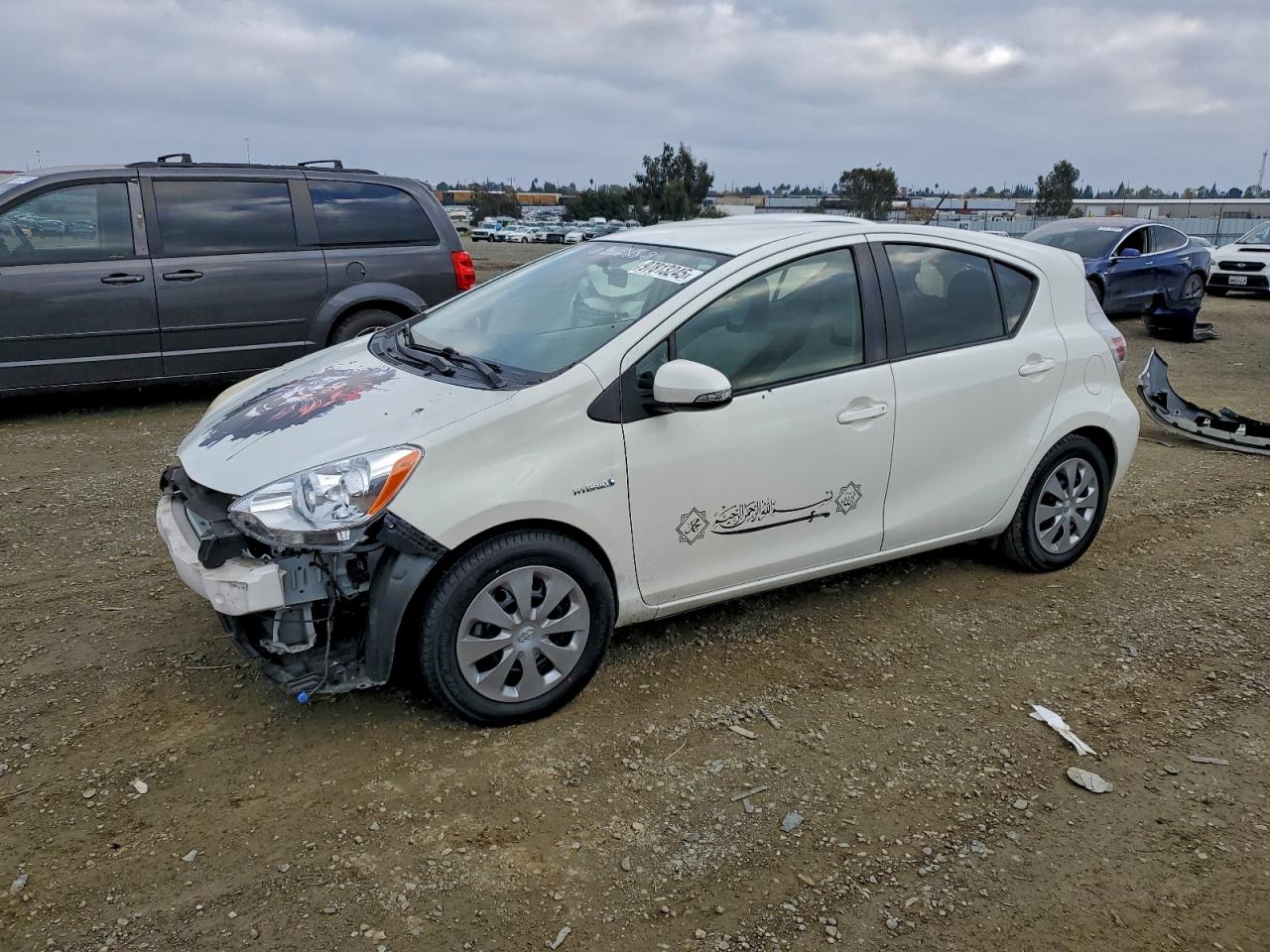 TOYOTA PRIUS C 2014