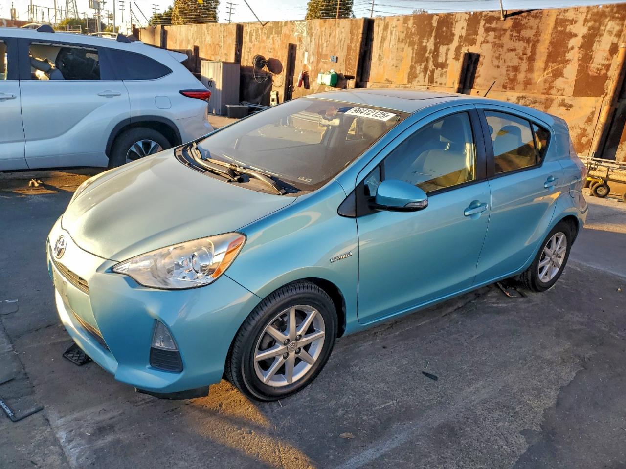 TOYOTA PRIUS C 2014