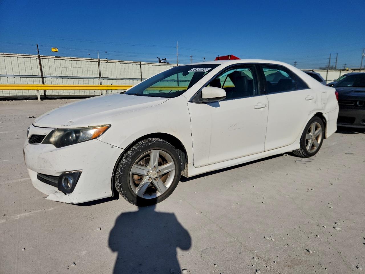 TOYOTA CAMRY 2013