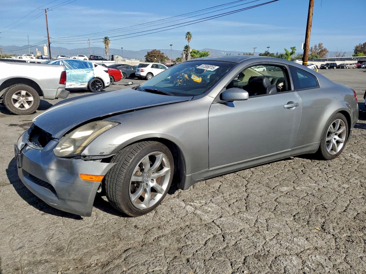 INFINITI G35 2004