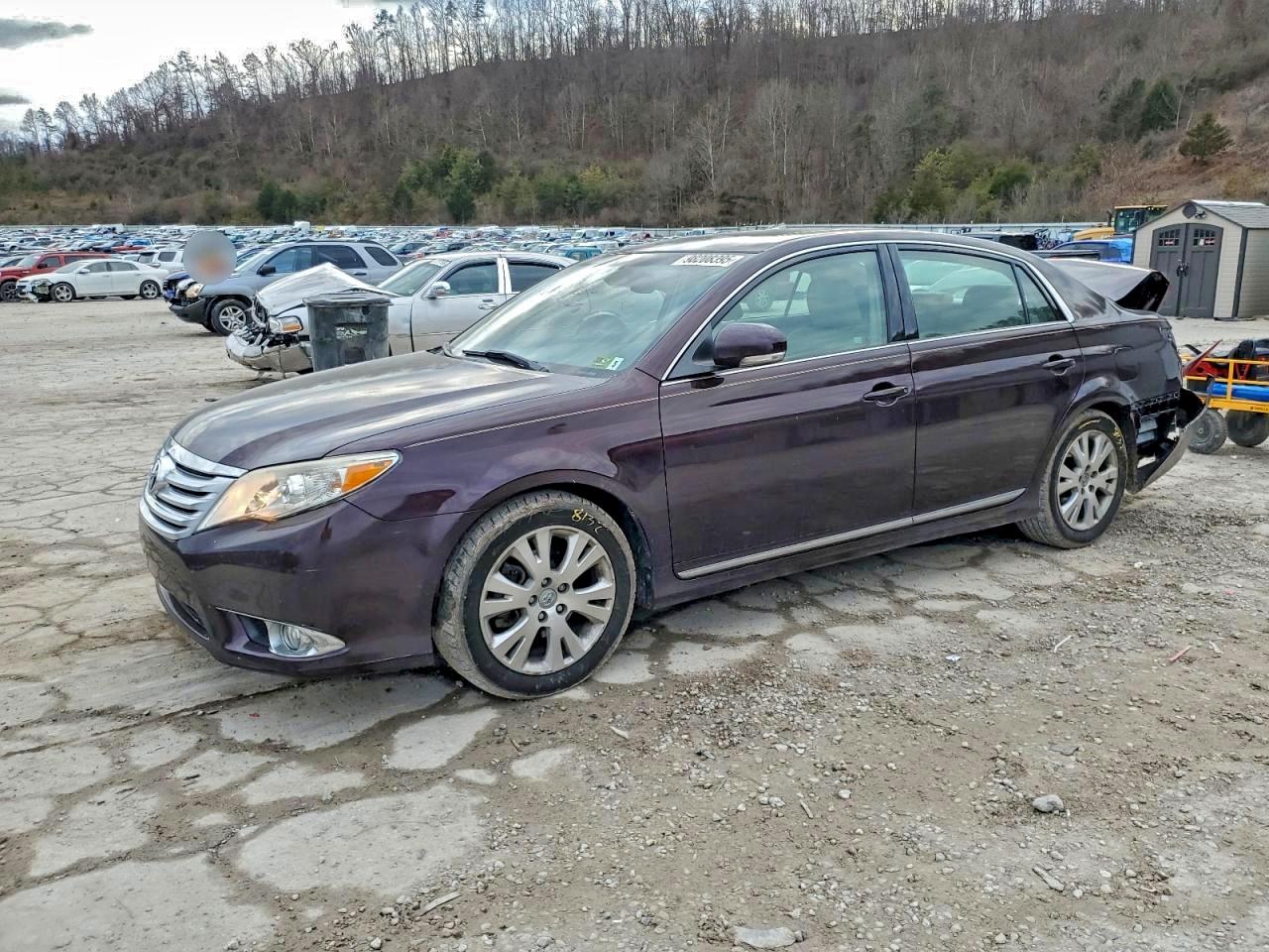 TOYOTA AVALON BAS 2011