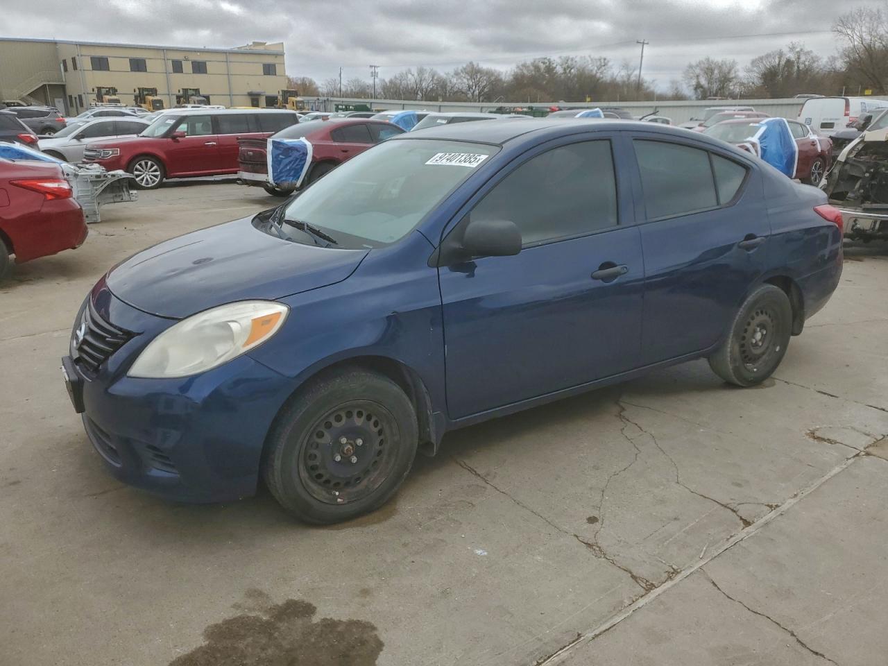 NISSAN VERSA 2014