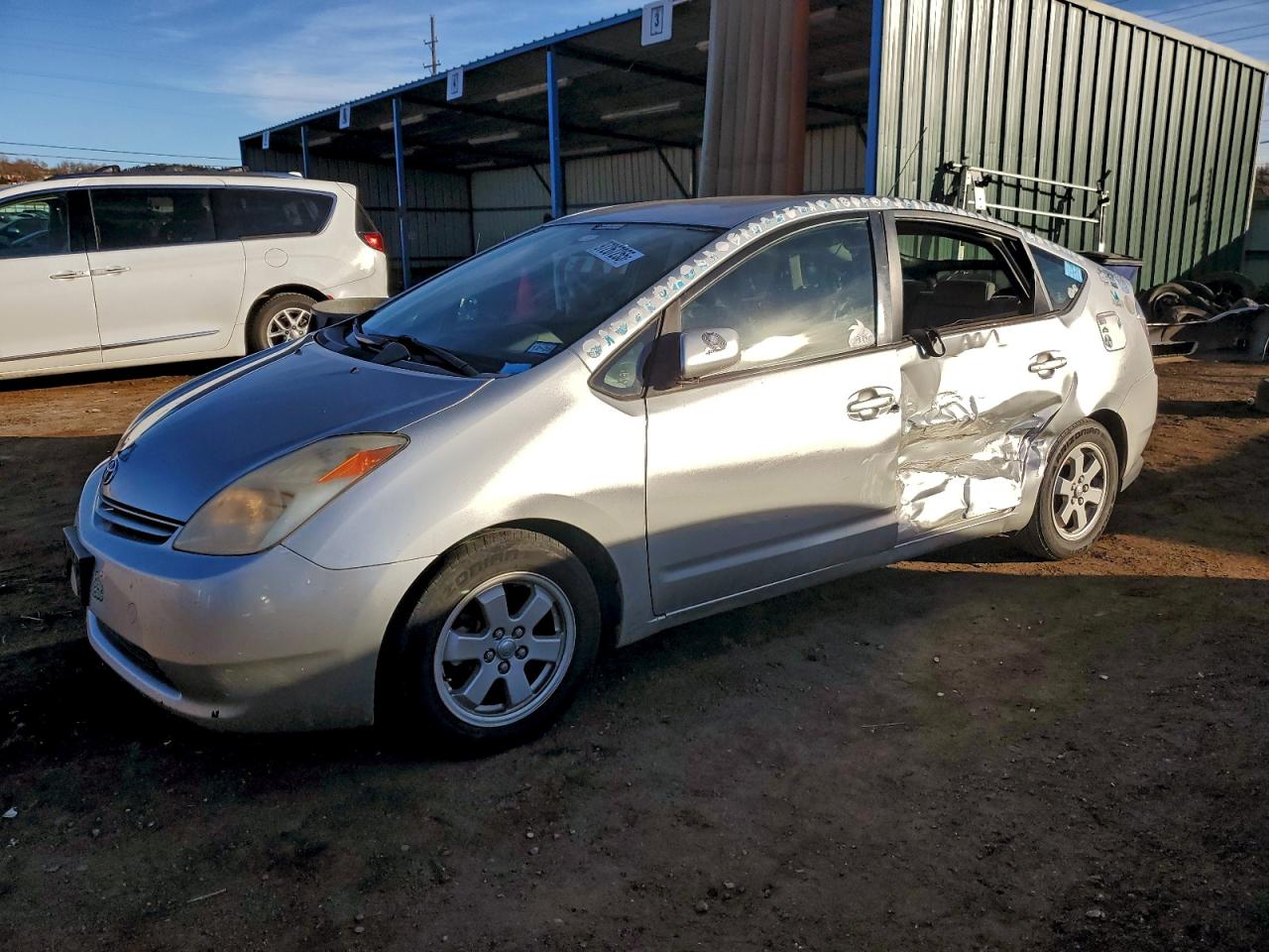 TOYOTA PRIUS 2004