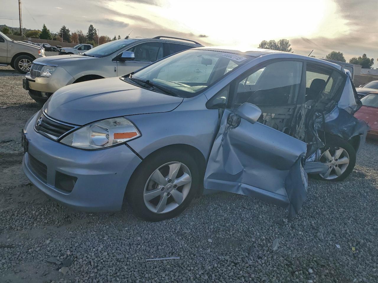 NISSAN VERSA 1.6 2011