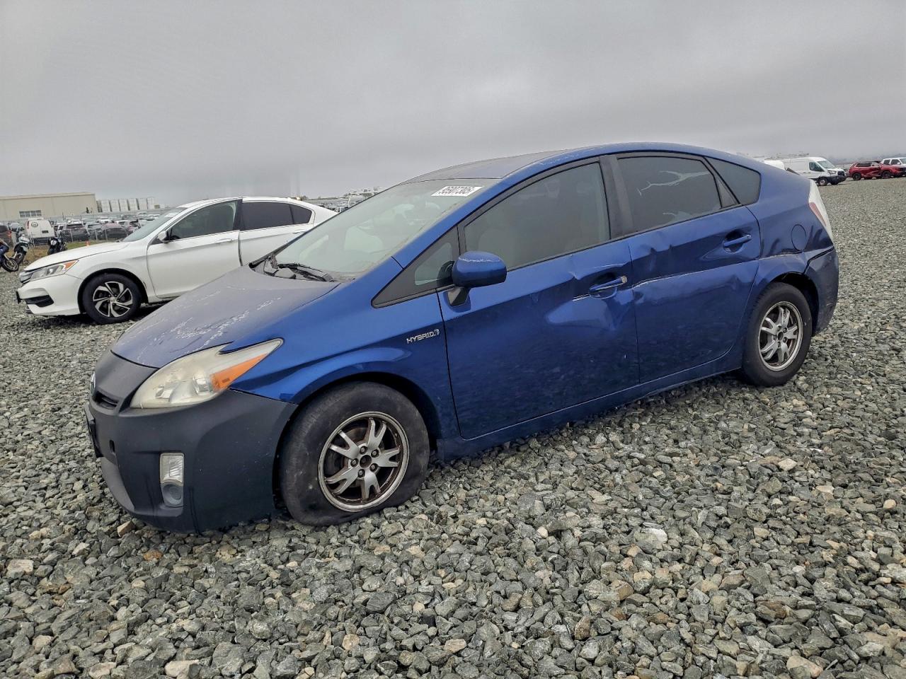 TOYOTA PRIUS 2011