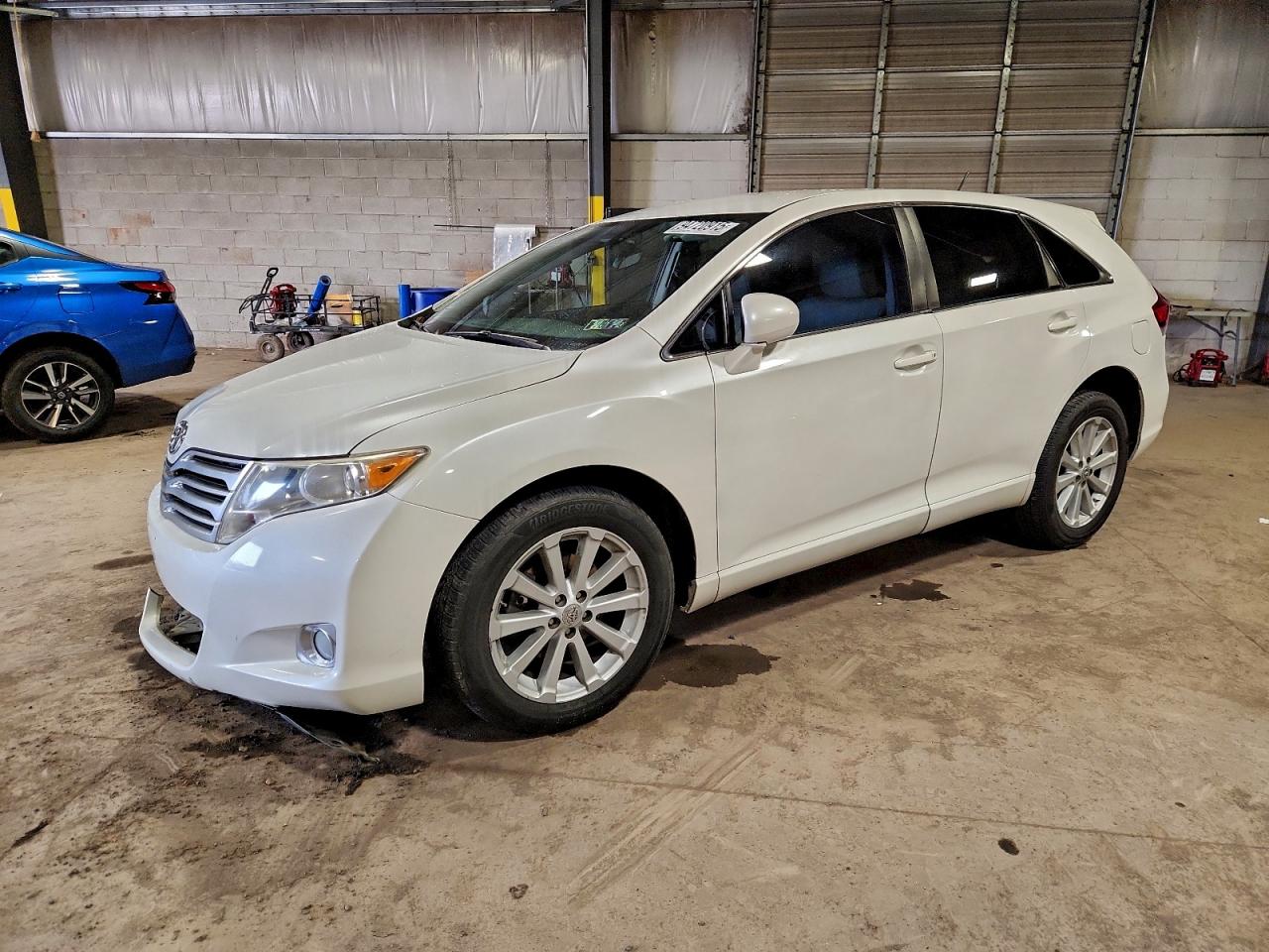 TOYOTA VENZA 2011