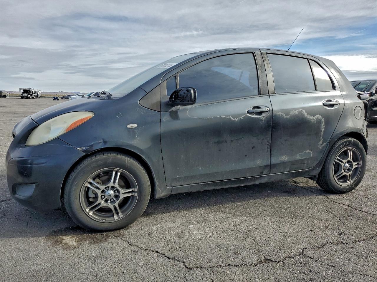 TOYOTA YARIS 2009