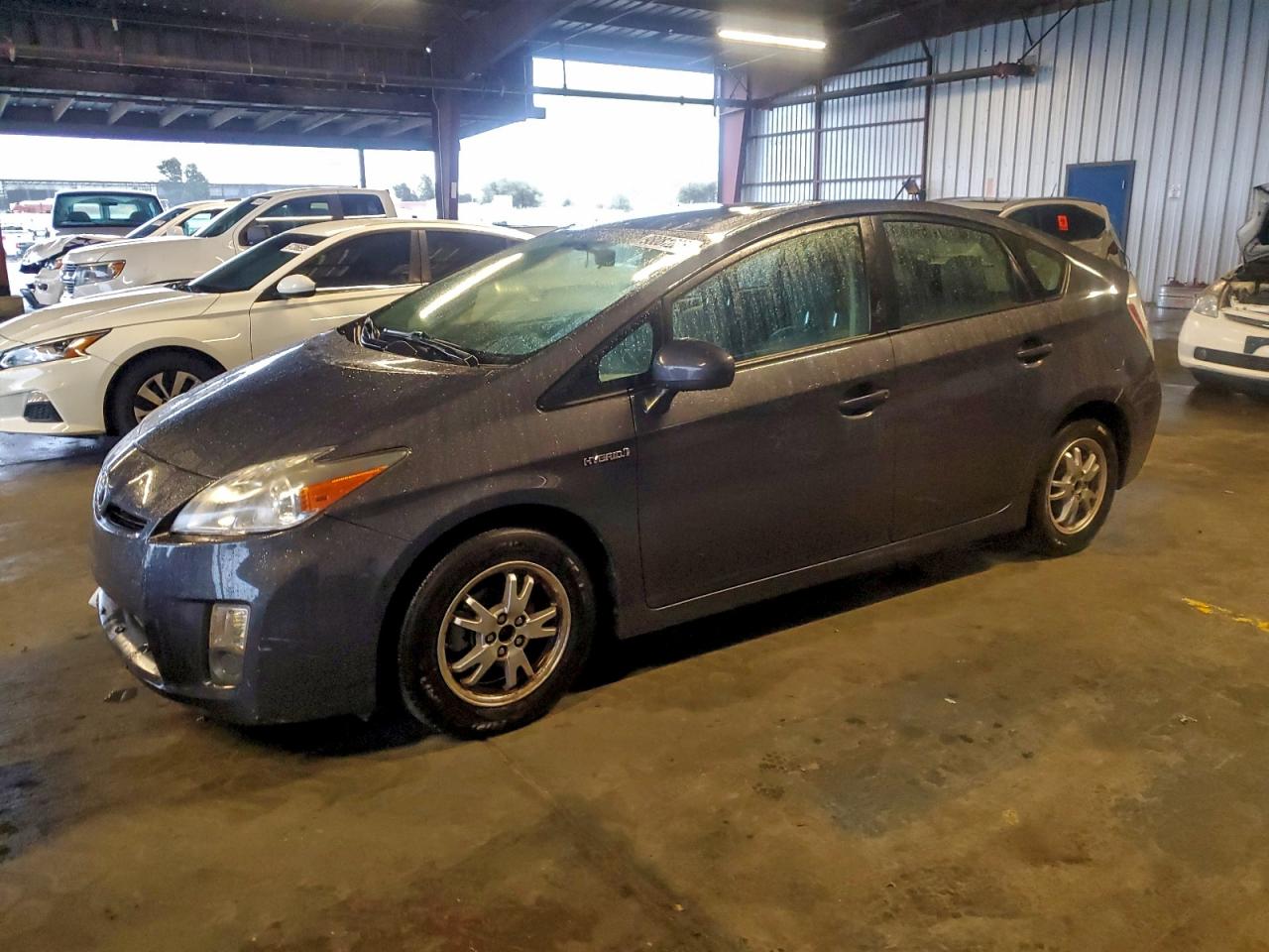 TOYOTA PRIUS 2011