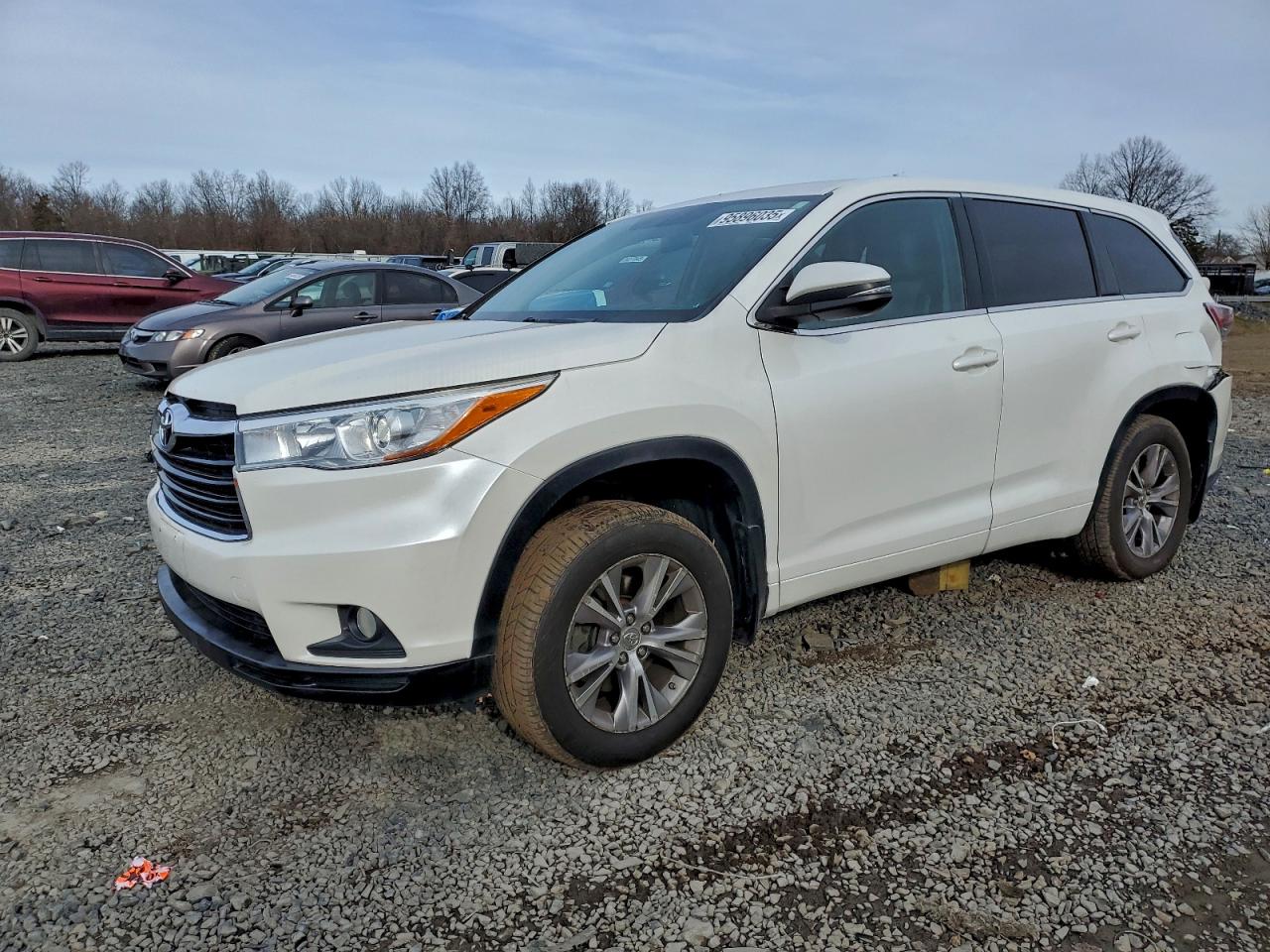TOYOTA HIGHLANDER 2015