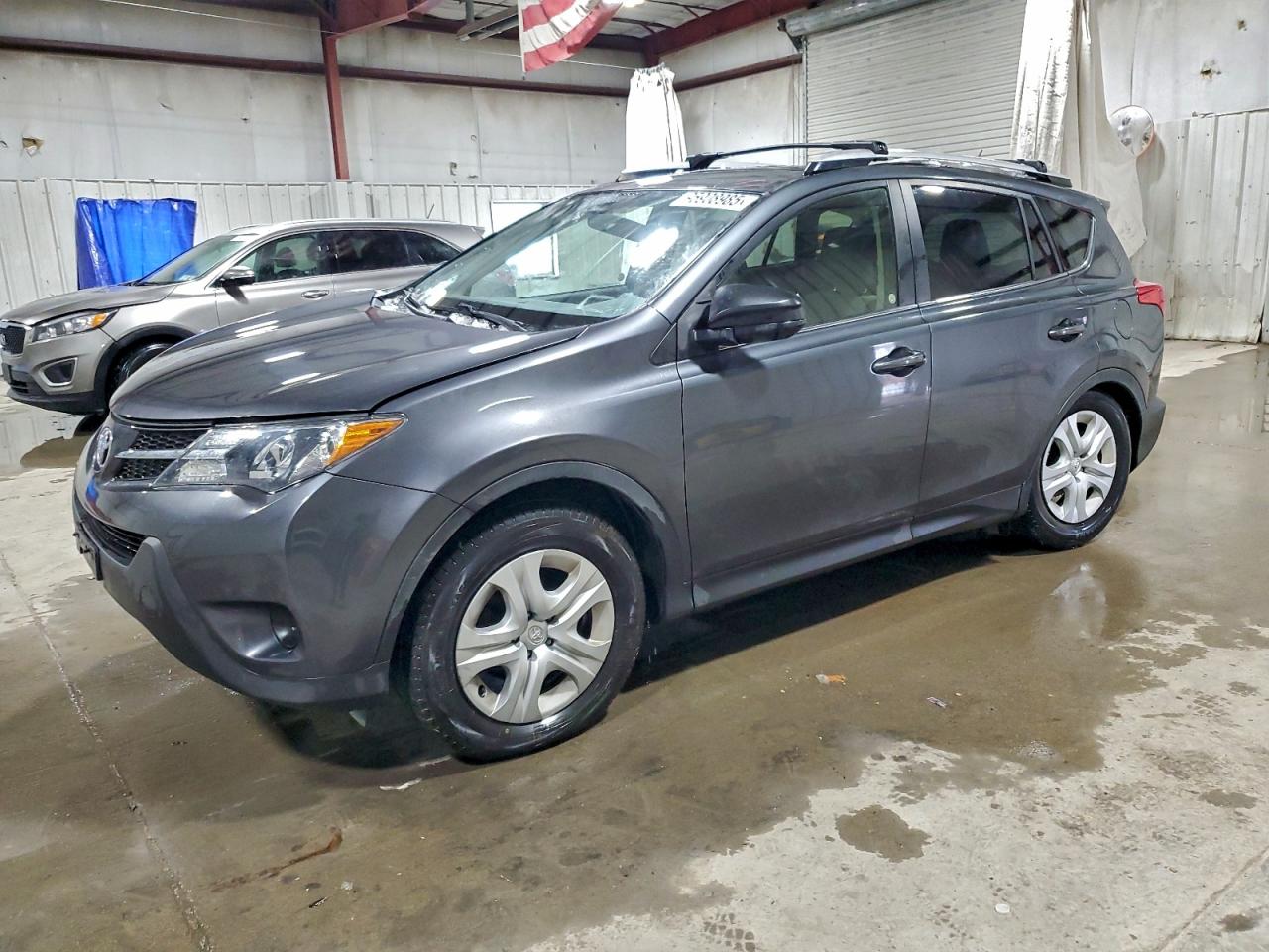 TOYOTA RAV4 LE 2015