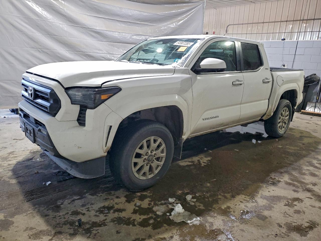 TOYOTA TACOMA 2024