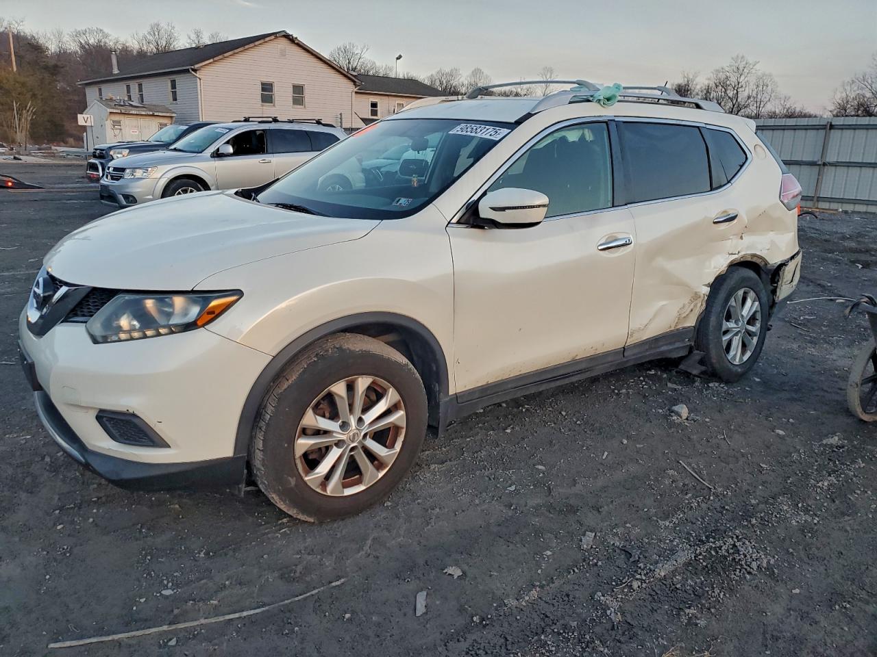 NISSAN ROGUE 2016