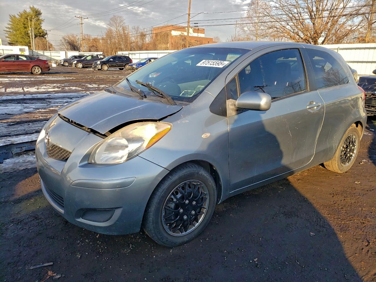 TOYOTA YARIS 2010