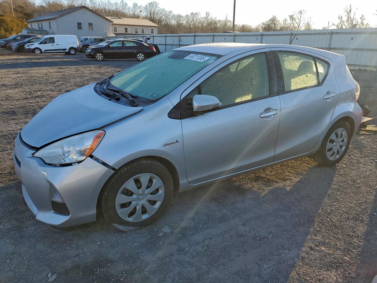 TOYOTA PRIUS C 2014