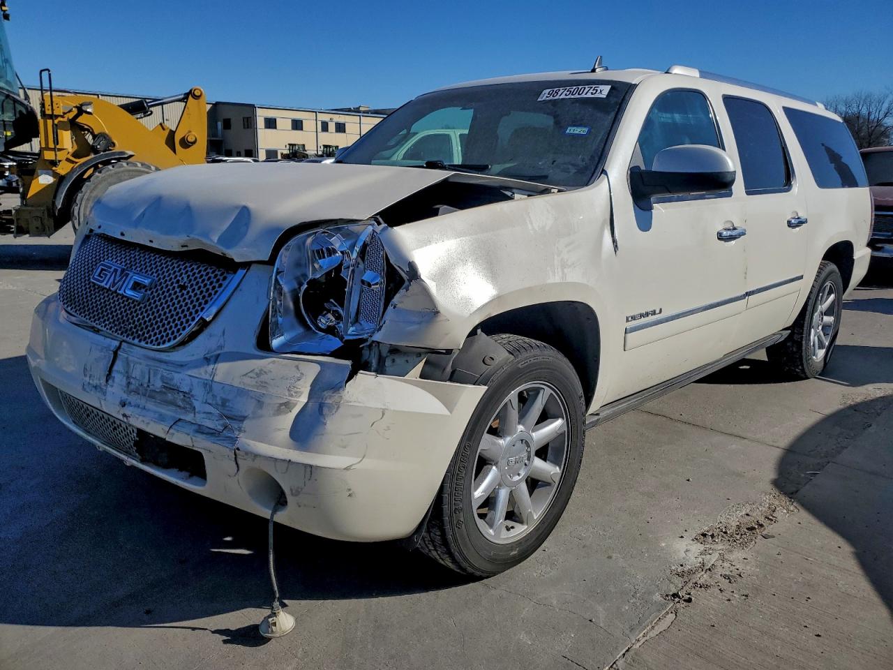 GMC YUKON XL D 2011