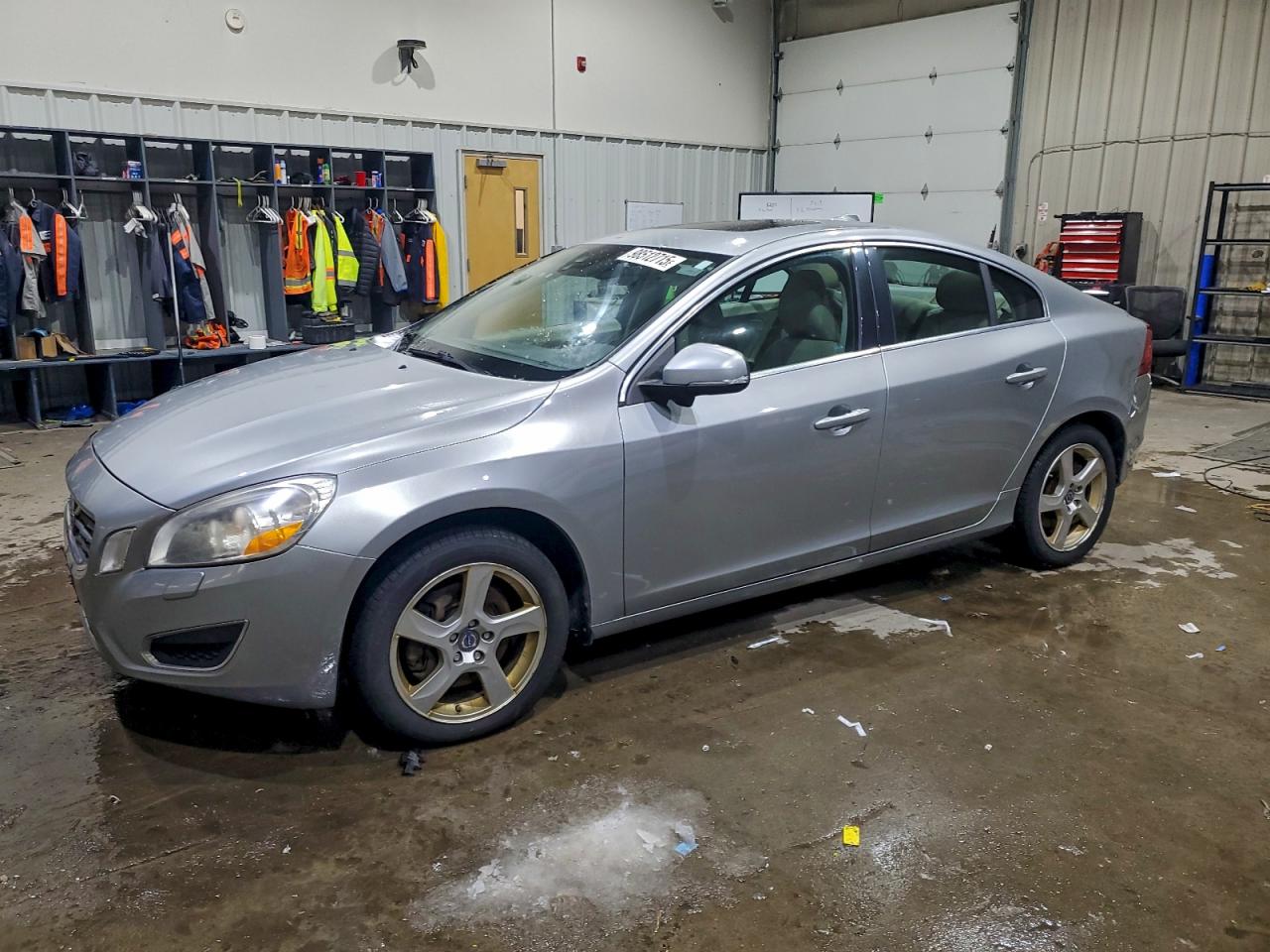 VOLVO S60 2013