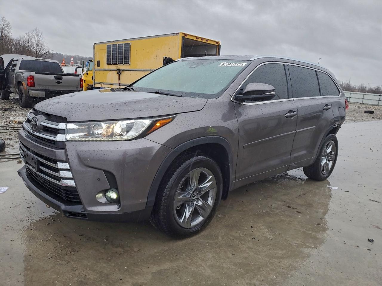TOYOTA HIGHLANDER 2019