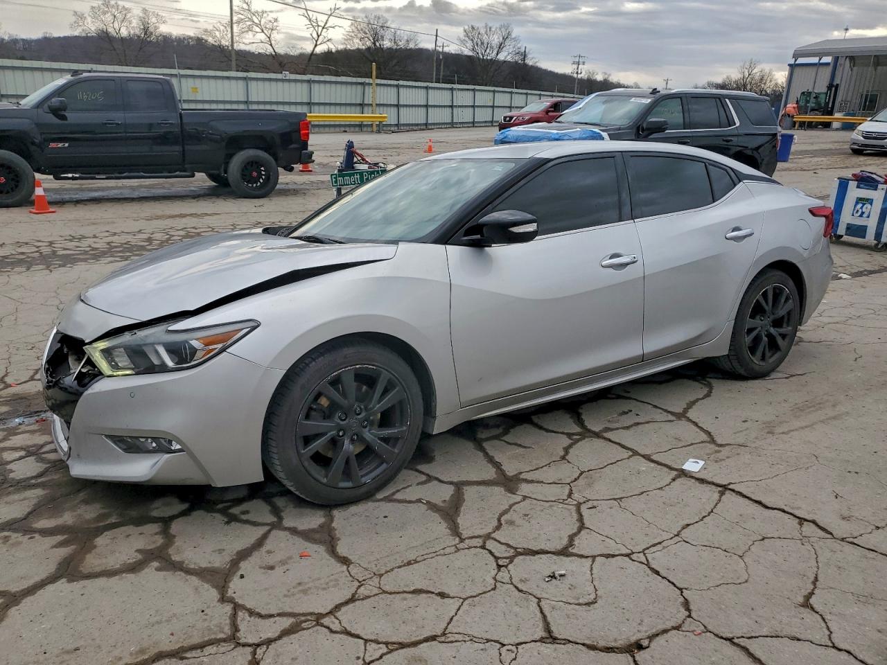 NISSAN MAXIMA 2018