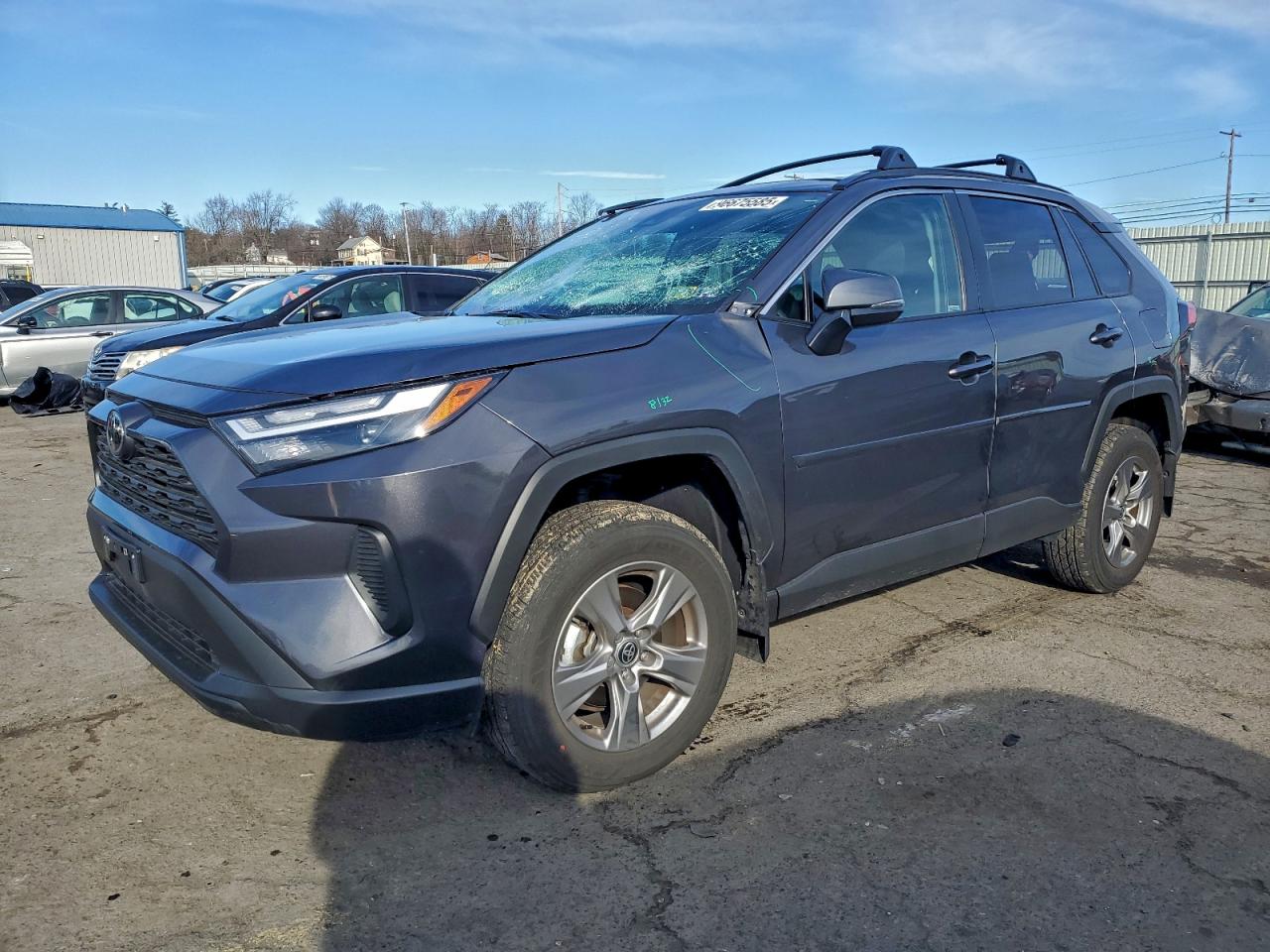 TOYOTA RAV4 XLE 2025