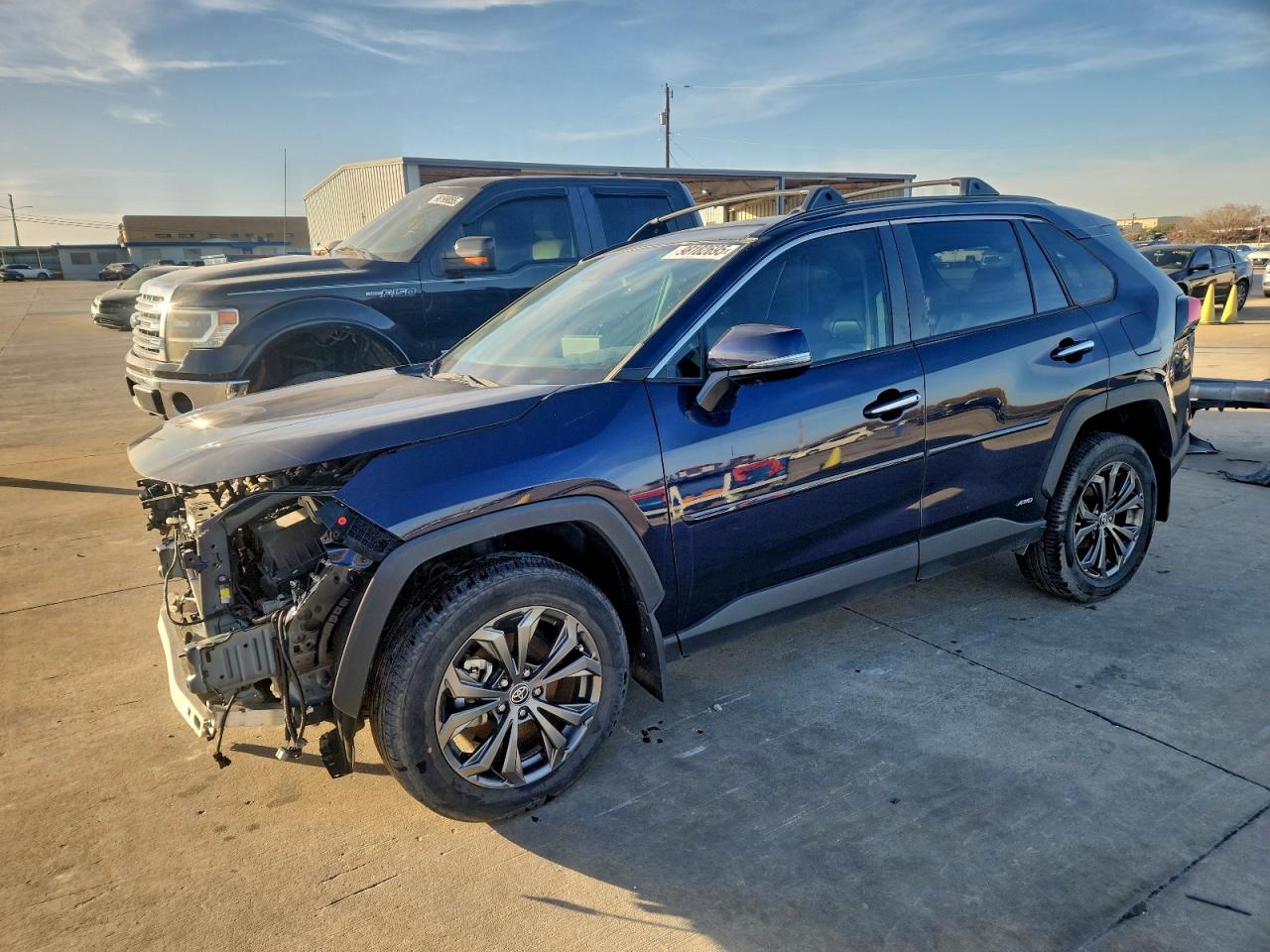 TOYOTA RAV4 2023
